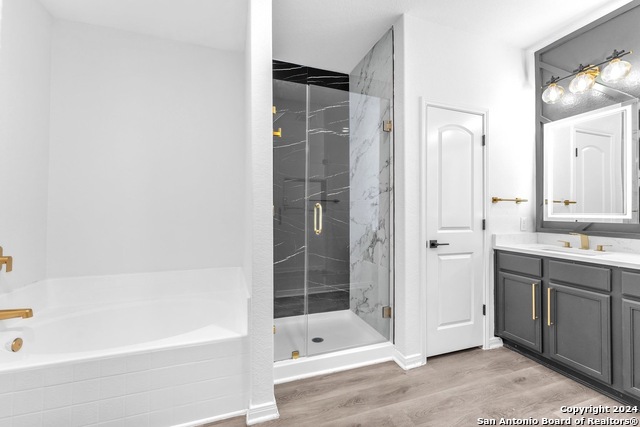 Image 71 of 92 For 8030 Bluewater Cove