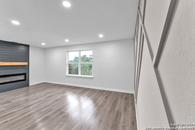 Image 74 of 92 For 8030 Bluewater Cove