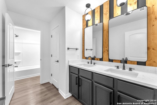 Image 78 of 92 For 8030 Bluewater Cove