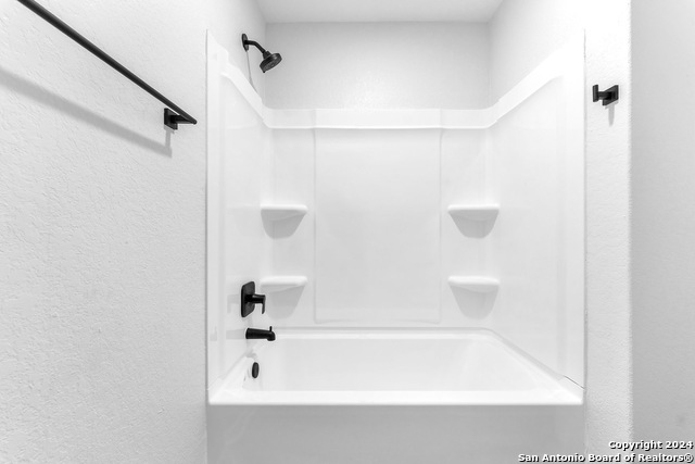 Image 83 of 92 For 8030 Bluewater Cove