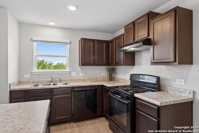 Image 13 of 29 For 3870 Snowbird