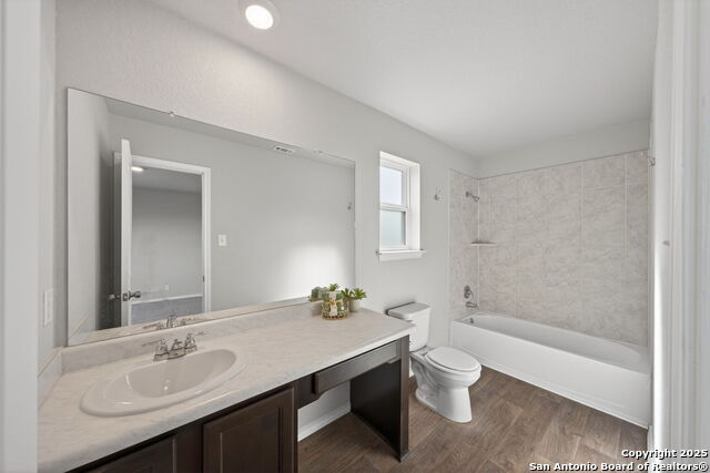 Image 20 of 29 For 3870 Snowbird