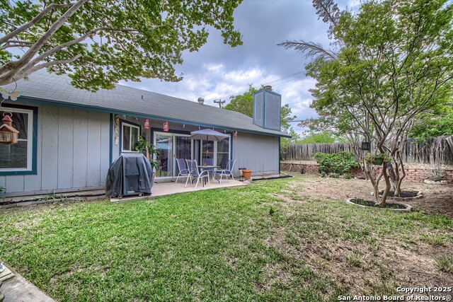Listing photo id 18 for 5775 Larkdale
