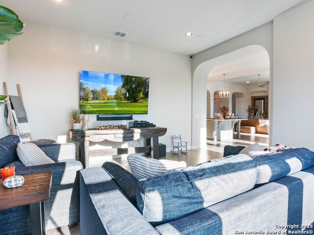 Listing photo id 17 for 8134 Vanity Hill