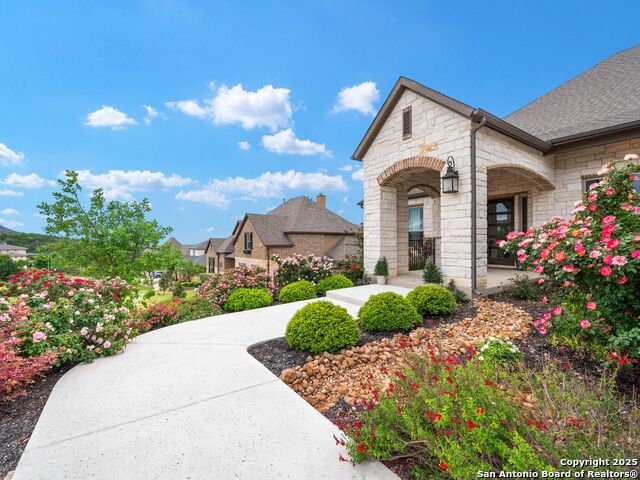 Listing photo id 1 for 8134 Vanity Hill