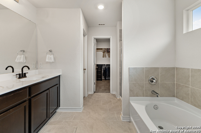 Listing photo id 19 for 14246 Minette