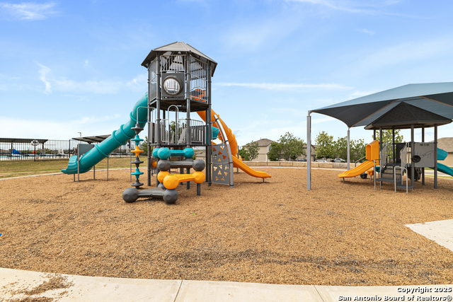 Listing photo id 24 for 14246 Minette