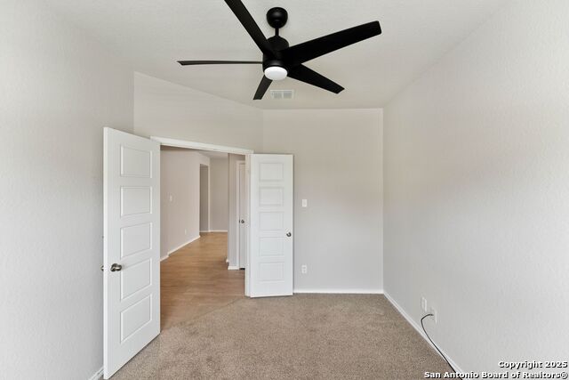Image 15 of 53 For 15207 Comanche Gard