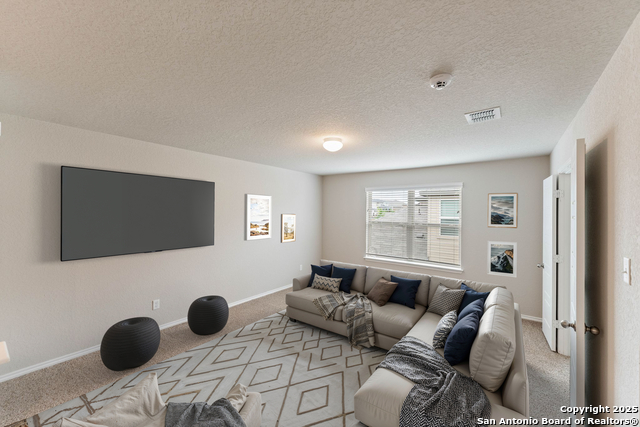 Image 33 of 53 For 15207 Comanche Gard