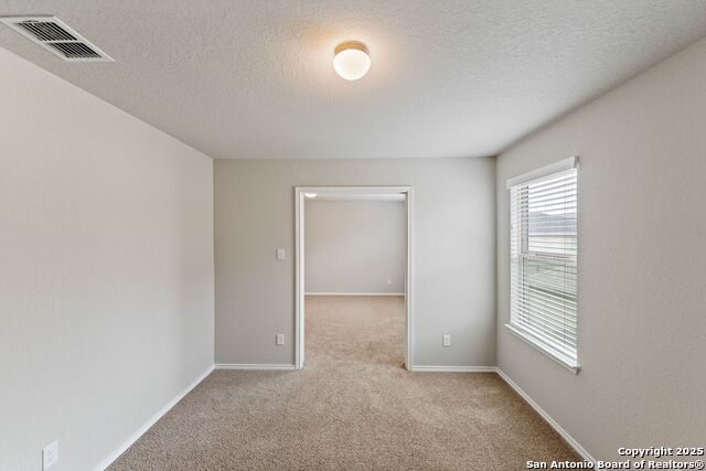 Image 36 of 53 For 15207 Comanche Gard