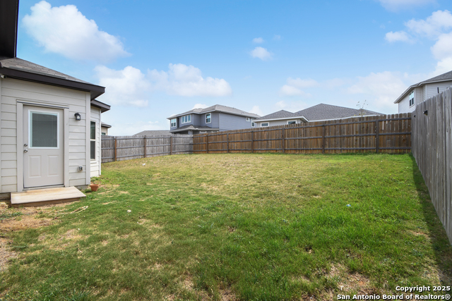 Image 52 of 53 For 15207 Comanche Gard