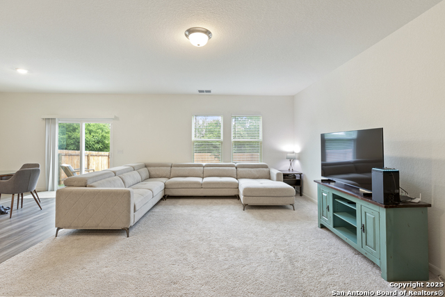 Image 4 of 30 For 5704 Pearl  