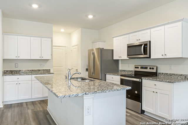 Image 8 of 30 For 5704 Pearl  