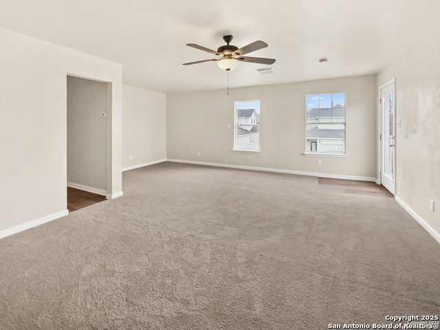 Image 4 of 16 For 121 Lark Hill
