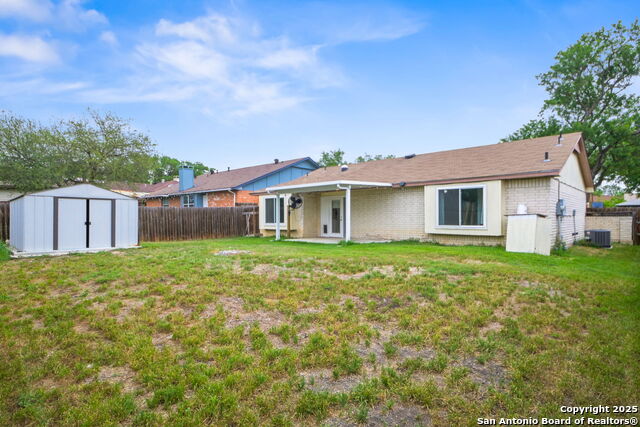 Image 17 of 18 For 14331 Ridge Point