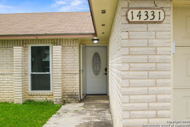 Image 3 of 18 For 14331 Ridge Point