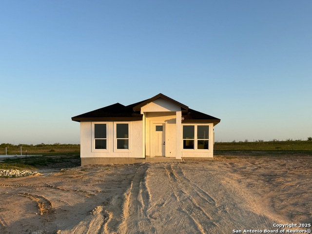 Details for 136 Camino Verde Ct, La Vernia, TX 78121