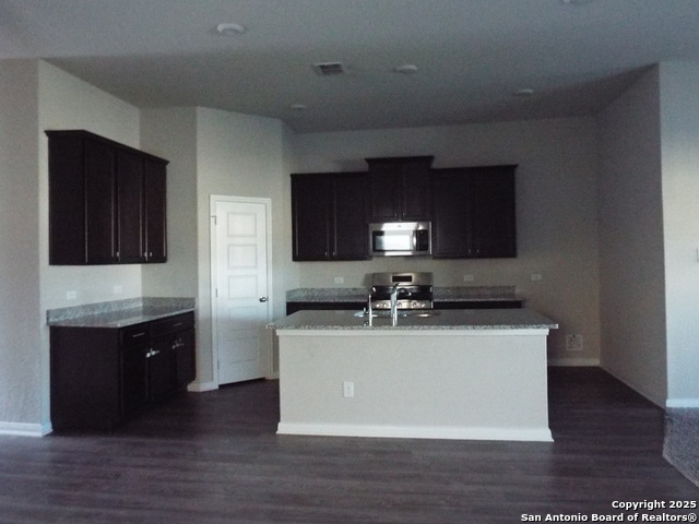 Image 4 of 30 For 6722 Shiraz Way