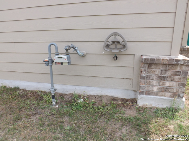 Image 9 of 30 For 6722 Shiraz Way