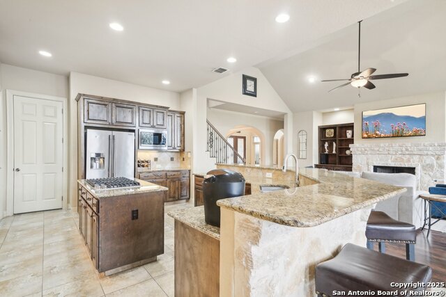 Image 14 of 52 For 518 Ruidosa Downs