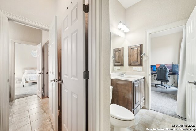 Image 30 of 52 For 518 Ruidosa Downs