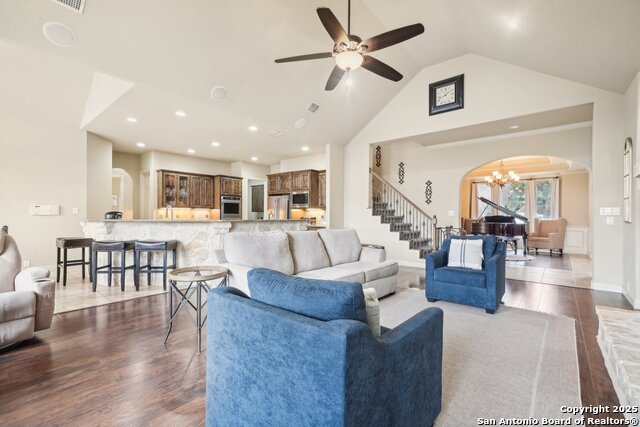 Image 7 of 52 For 518 Ruidosa Downs