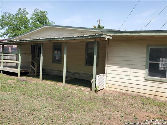 Image 2 of 17 For 611 Crittendon