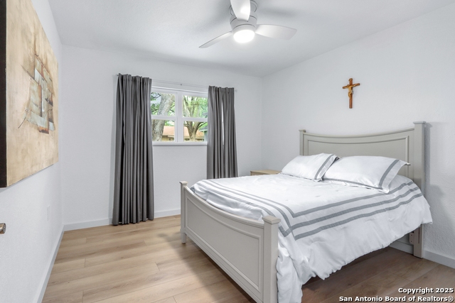 Listing photo id 18 for 12319 La Albada