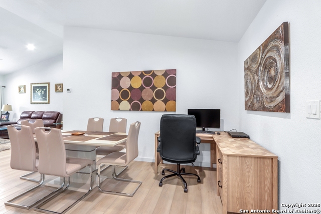 Listing photo id 6 for 12319 La Albada