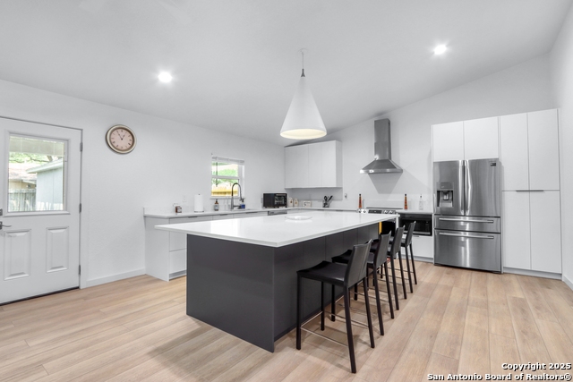 Listing photo id 7 for 12319 La Albada