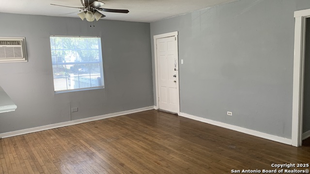 Image 9 of 9 For 1524 Woodlawn  1