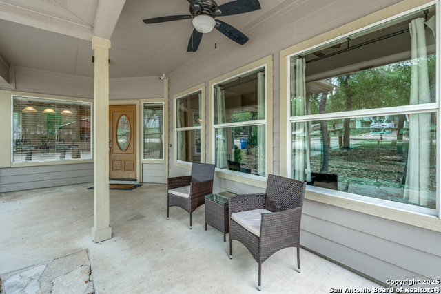 Listing photo id 0 for 1660 Westview Court