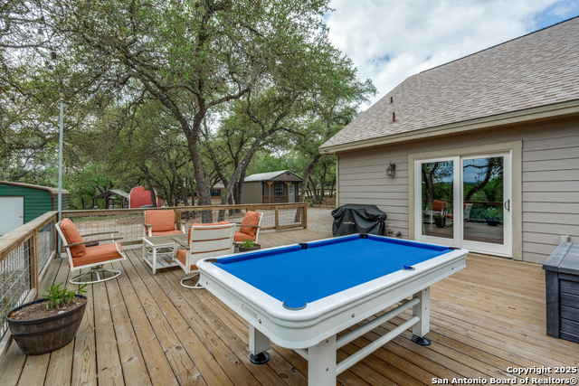 Listing photo id 21 for 1660 Westview Court