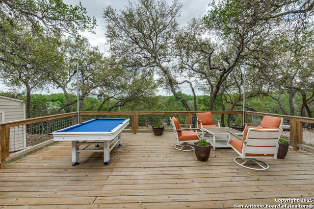 Listing photo id 23 for 1660 Westview Court
