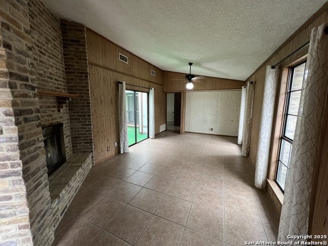 Image 10 of 47 For 4503 Shavano Woods