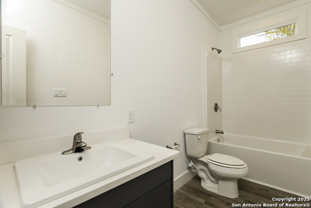 Image 12 of 16 For 1415 Westfall