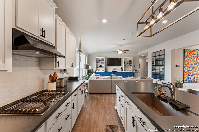 Image 13 of 39 For 2302 Verona Way