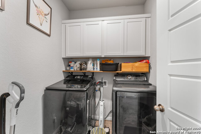 Image 24 of 39 For 2302 Verona Way