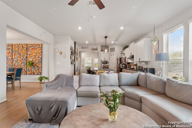 Image 6 of 39 For 2302 Verona Way