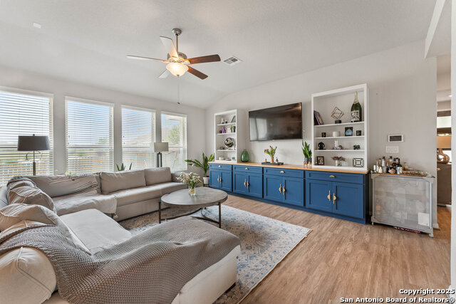 Image 8 of 39 For 2302 Verona Way