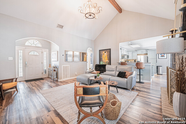 Listing photo id 10 for 433 Bear Gardens