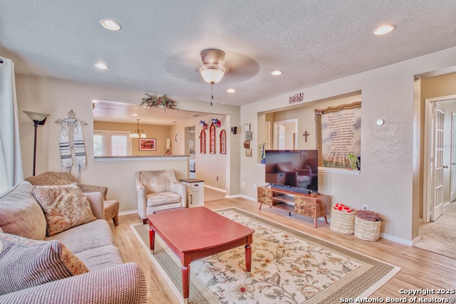Listing photo id 9 for 9951 Carswell Peak