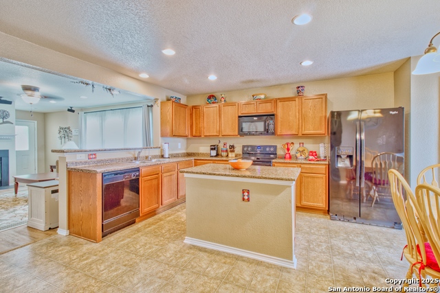 Listing photo id 11 for 9951 Carswell Peak