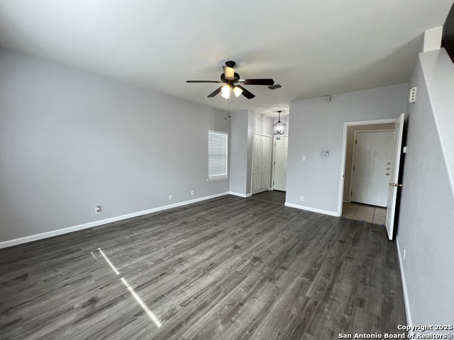 Image 3 of 13 For 6927 Painter Way