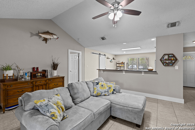 Image 11 of 60 For 31494 Smithson Valley Rd