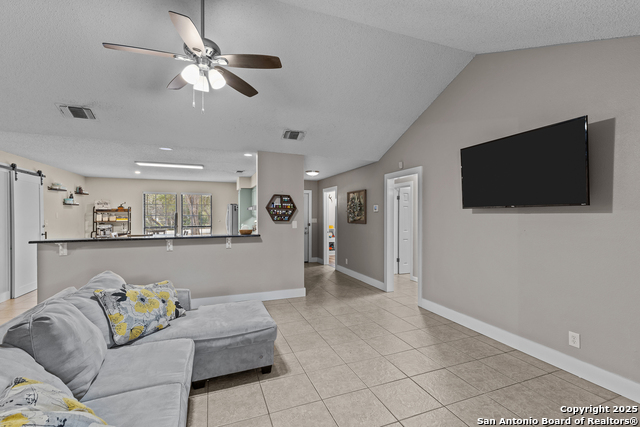 Image 13 of 60 For 31494 Smithson Valley Rd