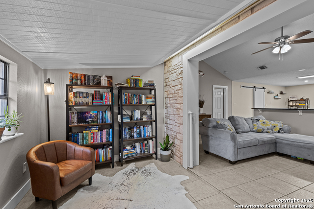 Image 23 of 60 For 31494 Smithson Valley Rd