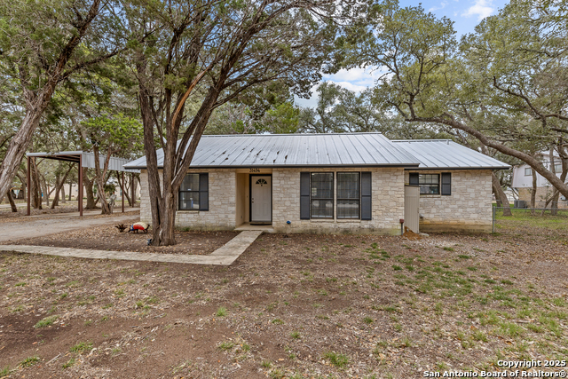 Image 3 of 60 For 31494 Smithson Valley Rd