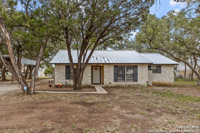 Image 4 of 60 For 31494 Smithson Valley Rd