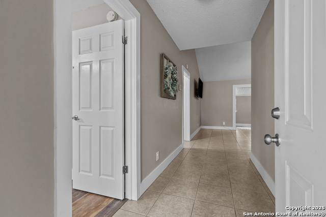 Image 6 of 60 For 31494 Smithson Valley Rd